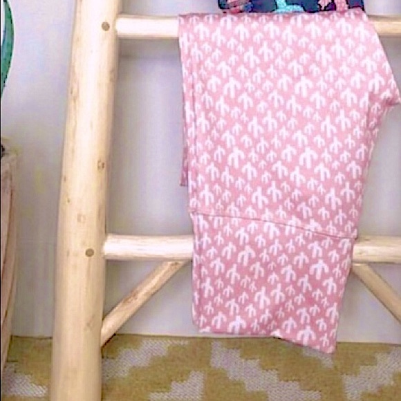 Dirty Blondes Cactus Print Leggings - Picture 14 of 16